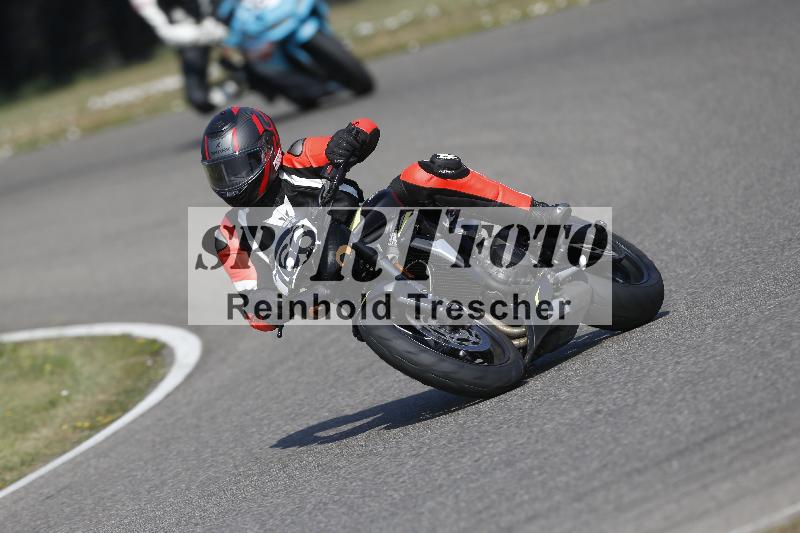 /32 03.08.2026  TIMMOT ADR/Gruppe B/166